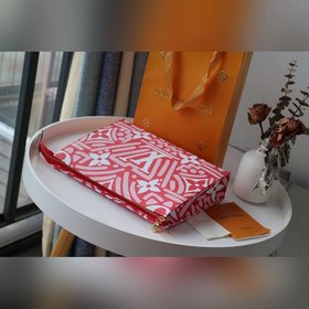 LV Модель m47542 Широкая печать Косметичка из ткани Monogram Про