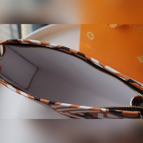 LV Модель m47542 Широкая печать Косметичка из ткани Monogram Про