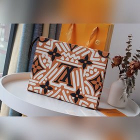 LV Модель m47542 Широкая печать Косметичка из ткани Monogram Про