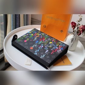 LV Модель M61692 Шелковый принт с цветочным узором Черный цветок