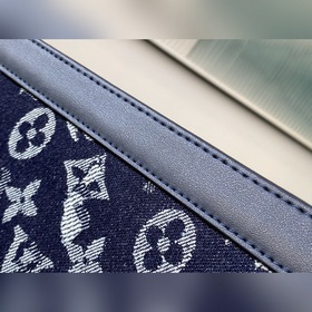 LV Артикул： M80034 POCHETTE VOYAGE Сумка-клатч Эта сумка Pochet