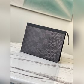 LV Артикул： N41696 Черная сумка Pochette Voyage среднего размера