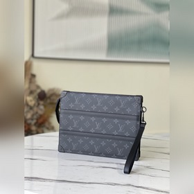 LV Модель： M45937 Сумка Изготовлена из ткани Monogram Eclipse и 