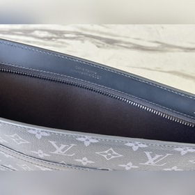 LV Модель： M45937 Сумка Изготовлена из ткани Monogram Eclipse и 