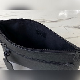 LV Модель： M69837 Сумка Aerogram iPad чехол Сдержанный дизайн п