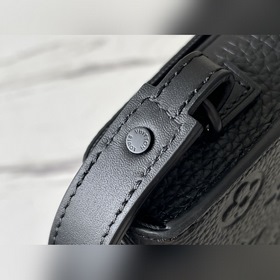 LV Артикул： M80582  S Lock 4A Сумка Изготовлена из роскошной ко