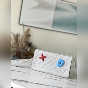 LV Модель： M81556 Бежевая кожаная сумка-клатч Серия сумок Сумка