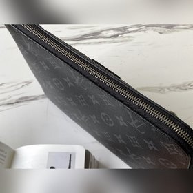 LV Артикул： M60417 Старая модель Новая сумка New Pouch Новая мод