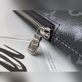 LV Артикул： M60417 Старая модель Новая сумка New Pouch Новая мод