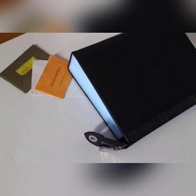 LV Модель 67736 Pochette Voyage MM средний кожаный чехол для пут