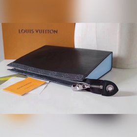 LV Модель 67736 Pochette Voyage MM средний кожаный чехол для пут