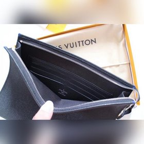 Средняя сумка LV POCHETTE VOYAGE Модель M30573 Компактная, многоф