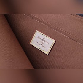 LV ETUI VOYAGE сумка для хранения M43442 Эта классическая многофу
