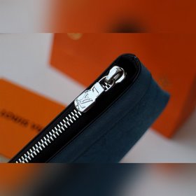 LV Модель M44323 Сшитый из синих частей DISCOVERY POCHETTE Мален