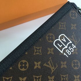 LV Модель M61692 Старинная шелкография Эта новая сумка среднего р