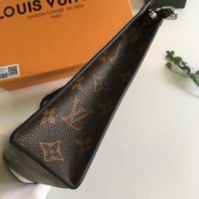 LV Модель M61692 Старинная шелкография Эта новая сумка среднего р