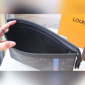 LV модель M61692 средняя сумка с лентой Эта новая сумка среднего 
