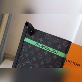 LV модель M61692 с лентой Средняя сумка Эта новая сумка среднего