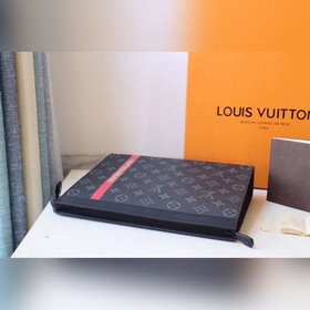 LV Модель M61692 Лента Средняя сумка Эта новая сумка среднего ра