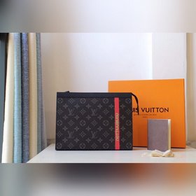 LV Модель M61692 Лента Средняя сумка Эта новая сумка среднего ра