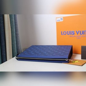 LV Летняя новинка POCHETTE VOYAGE Сумка среднего размера Модель M