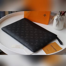 Сумка LV DAILY, модель M62048  Эта сумка Daily из знаковой ткани