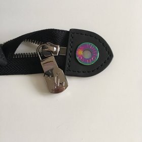 Средняя сумка LV Pochette Voyage, модель M64440 Эта сумка средне