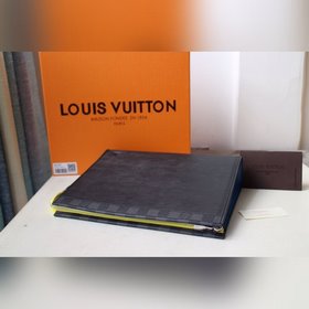 LV Модель M67899 Средняя сумка POCHETTE VOYAGE Средняя сумка Po