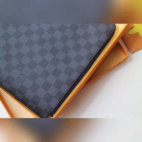 LV POCHETTE JOUR Большая сумка Модель N41501 Эта сумка изготовле