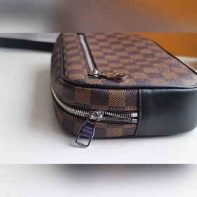 LV KASAI Ручная сумка Модель N41663 Просторное отделение на мол