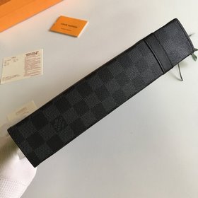 LV Модель： N60241 41696 Кожаная сумка Pochette Voyage среднего р