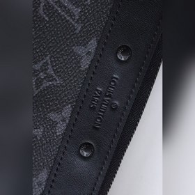 LV Новая сумка Артикул： M81569 Материал： брезент Скромная закле