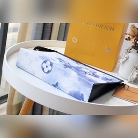 LV Артикул： M80460 Сумка POCHETTE VOYAGE среднего размера Вирдж