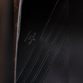 LV Артикул： M80560 Сумка S LOCK 4A Изготовлена из ткани Monogram