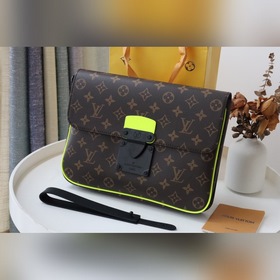 LV Артикул： M80560 Сумка S LOCK 4A Изготовлена из ткани Monogram