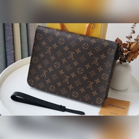 LV Артикул： M80560 Сумка S LOCK 4A Изготовлена из ткани Monogram