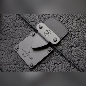 LV Модель： M80560 Кожа S LOCK 4A Изготовлена из ткани Monogram