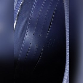 LV Артикул： M81442 сумка На сумочке изображен узор, имитирующий 