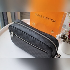 LV Сумка Артикул： N41663 Просторный карман на молнии, множество