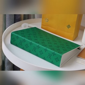 LV Классическая сумка POCHETTE VOYAGE среднего размера Артикул：