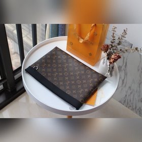 LV Модель M62291 для пожилых сумка POCHETTE APOLLO Эта сумка, из