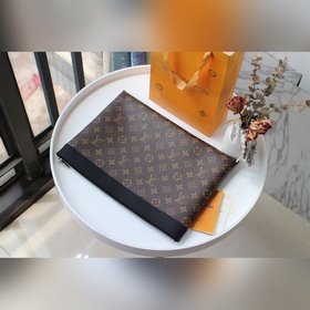 LV Модель M62291 для пожилых сумка POCHETTE APOLLO Эта сумка, из