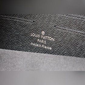 LV Классическая сумка POCHETTE VOYAGE среднего размера Модель M61