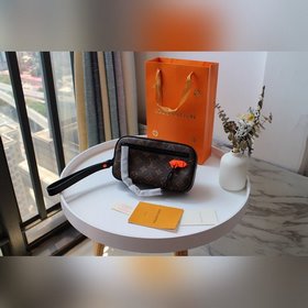 LV Pochette Volga Артикул： M44482 Изготовлена из высококачеств