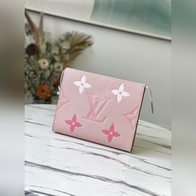 LV Артикул： M80504 Румянец  By The Pool косметичка 26 Изготовл