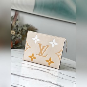 LV Артикул： M80504 Ванильный желтый  By The Pool Туалетная сумк