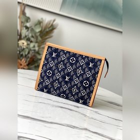 LV Артикул： M80306  Poche Toilette 26 Косметичка Изготовлена из