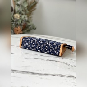 LV Артикул： M80306  Poche Toilette 26 Косметичка Изготовлена из