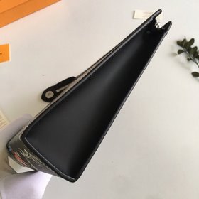 LV Модель： N41696 Сумка для туалетных принадлежностей с шелкогра