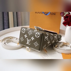 LV 【TINY Рюкзак】 Модель m81353, тиснение Серия Capsule Рюкзак из